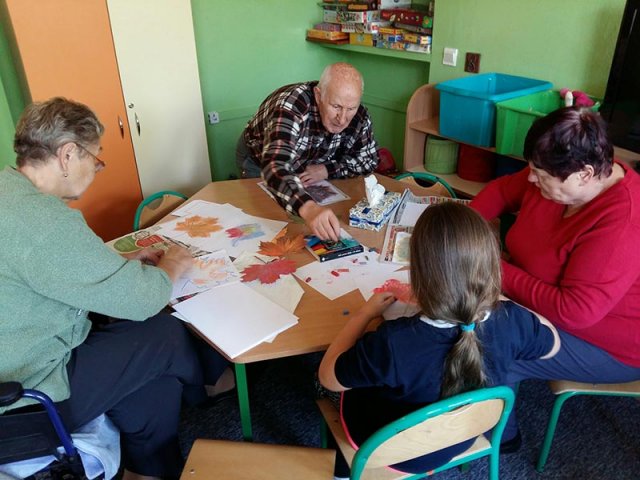 Zajęcia międzypokoleniowe w SP2 07.10.16